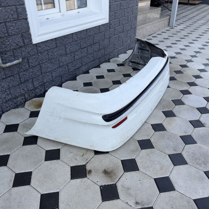 Продам задний бампер на бмв Е46