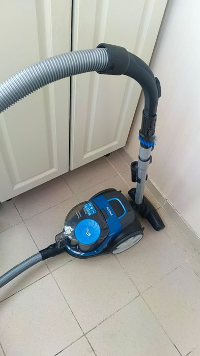 Пылесос Philips 1900w