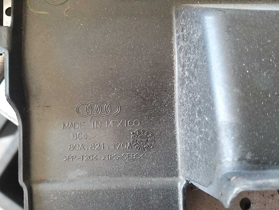 Capac ornament aripa dreapta fata audi q5 fy 80a821170a