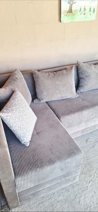 Разтегателно канапе - диван