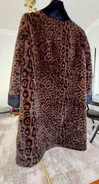 Продам Шубу Эконорка