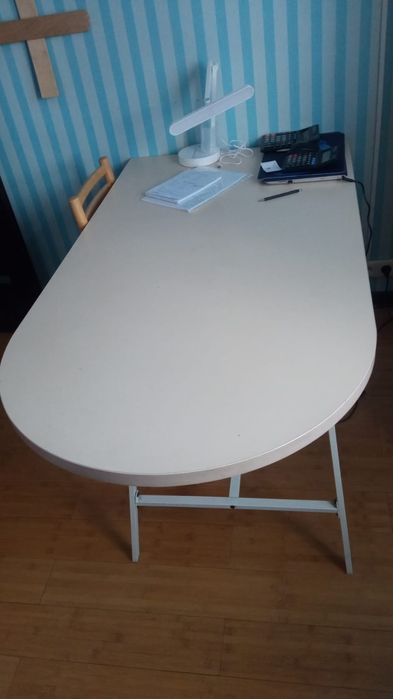 Стол продам, хорошего качества