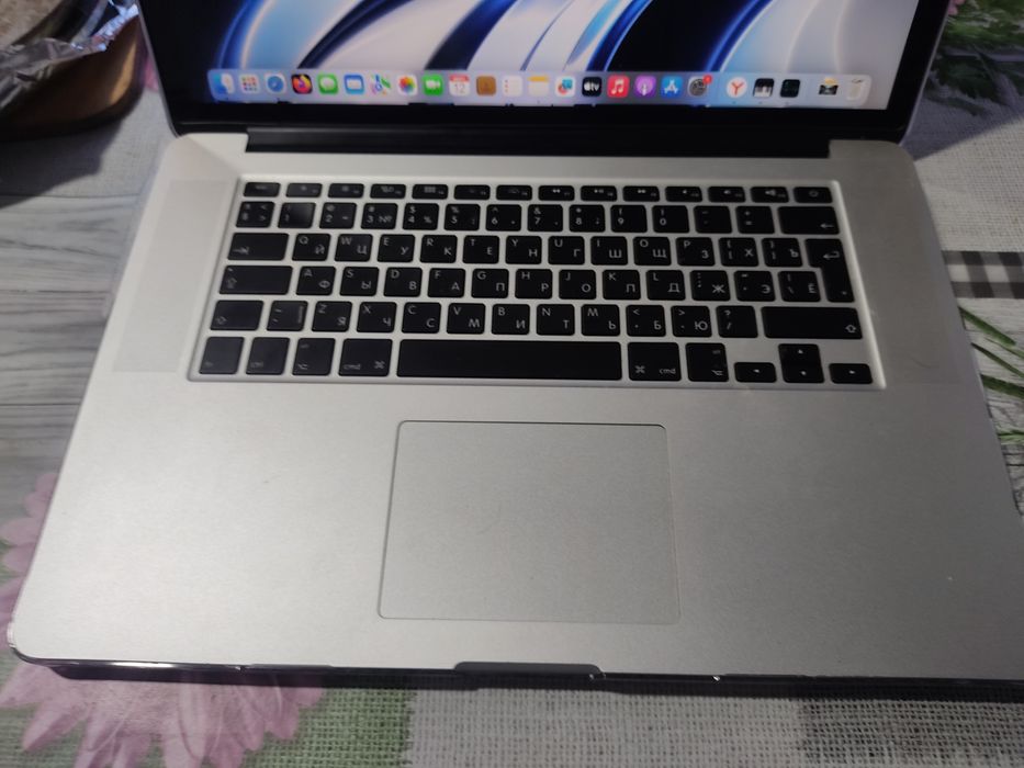 Продам Macbook PRO A1398