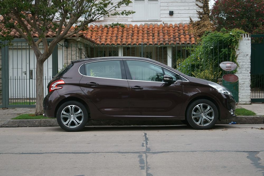 Peugeot 208, 2012-2020 PIESE AUTO