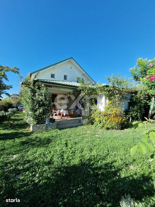 Casa de vanzare  225 mp ,Marginenii de Sus , DB