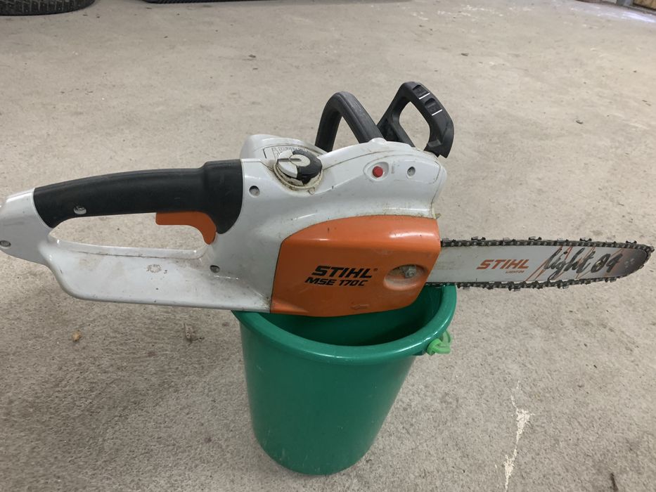 Электрическая пила