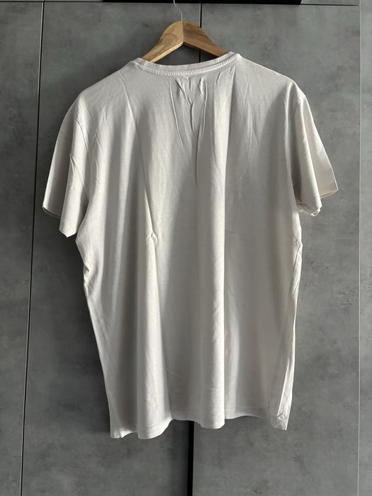 Tricou alb reserved