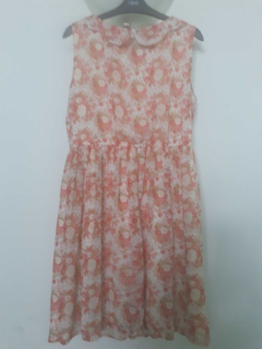 Rochie Raspberry, cu motiv floral