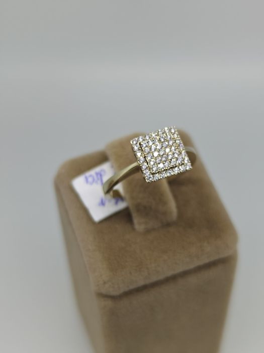 Inel aur 18k 3.7gr cu diamante naturale (r)
