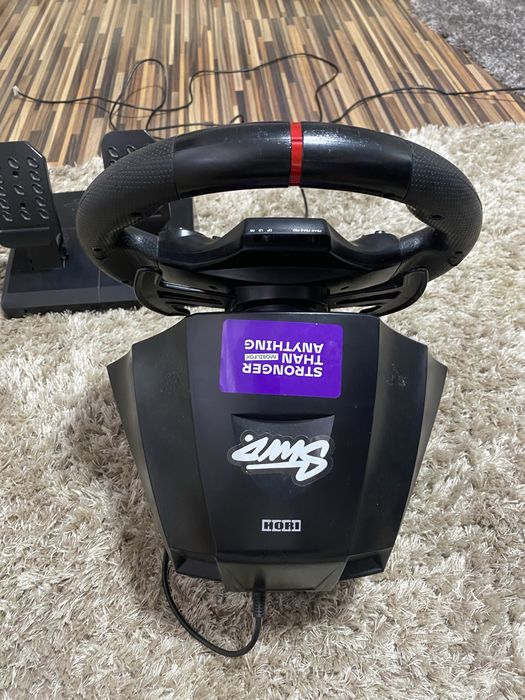 Vând volan de gaming Mai multe detalii în privat nu ofer transport