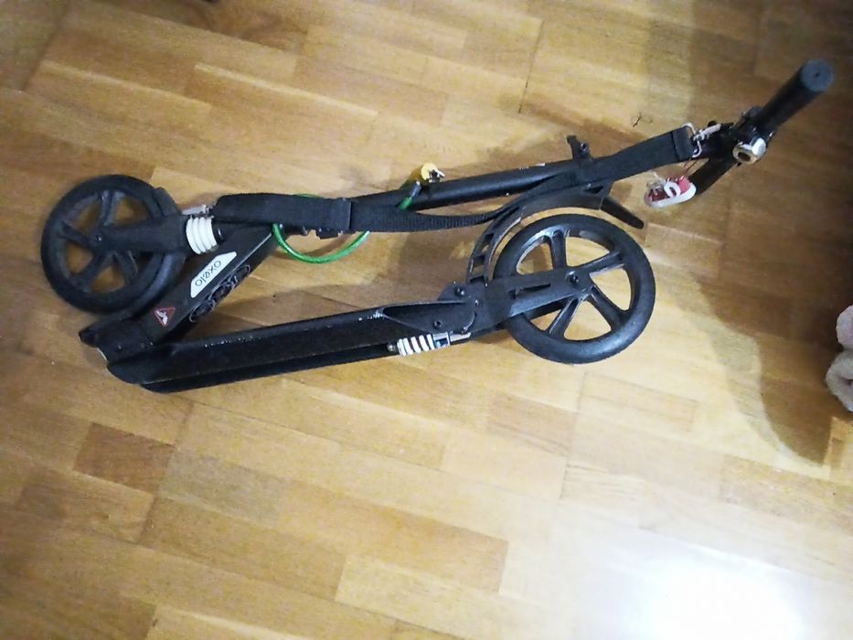 Vand trotineta pentru copii SI adulti