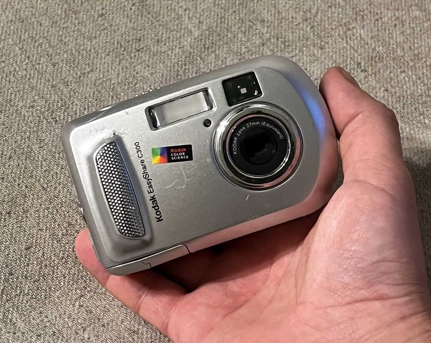 Aparat foto digital Kodak EasyShare C300 3.2MP functional