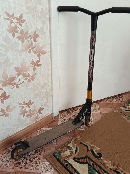 Трюковой самокат