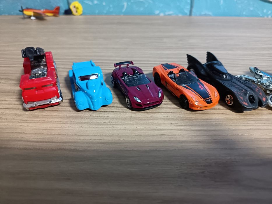 Хот вилс машинки