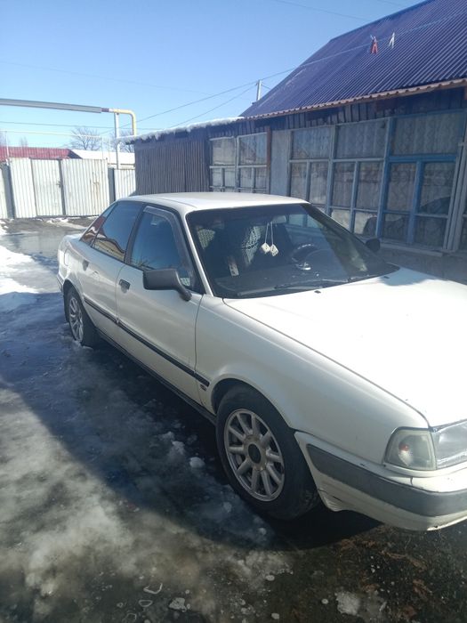 Продам Ауди 80 Б4 на ходу