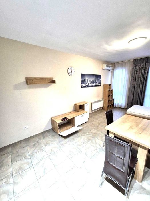 Прекрасен апартамент в Студентски град.