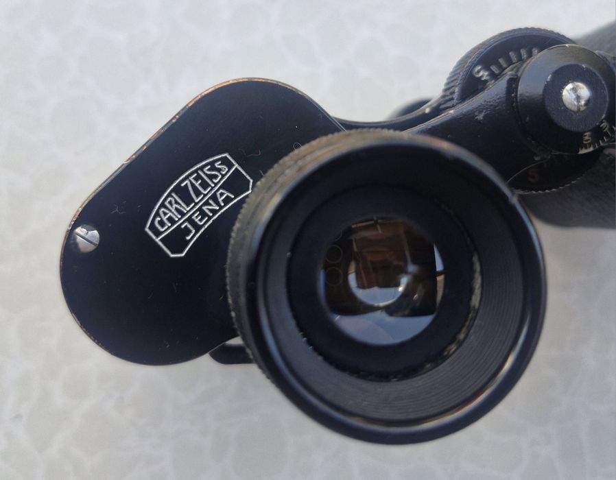 Бинокъл Carl Zeiss Jena Deltrintem 8X30