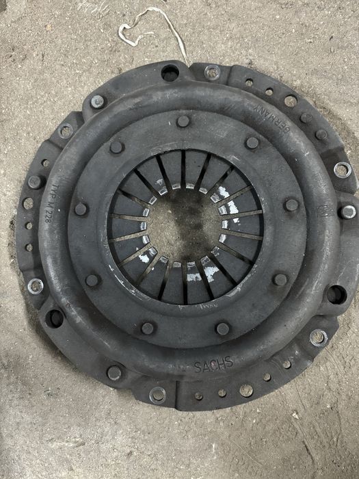 Продам корзину Бмв е34