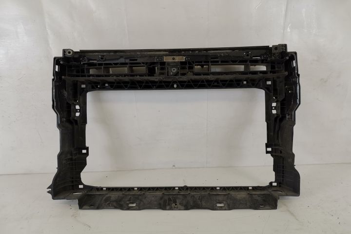 Оригинален теглич в добро състояние Сеат Тарако / Seat Tarraco [Превед