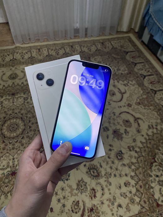 Продам Айфон 13 256gb