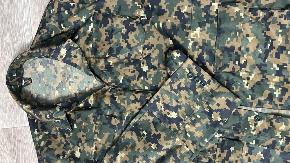 Продам летнюю полевую форму