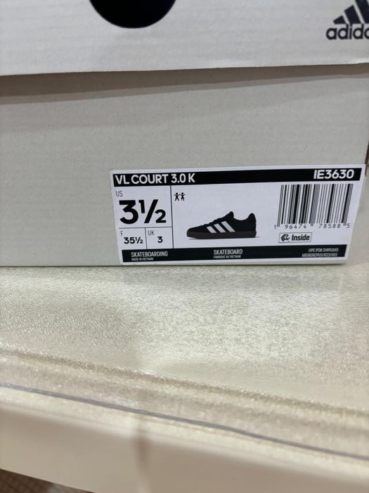 Продам кроссовки