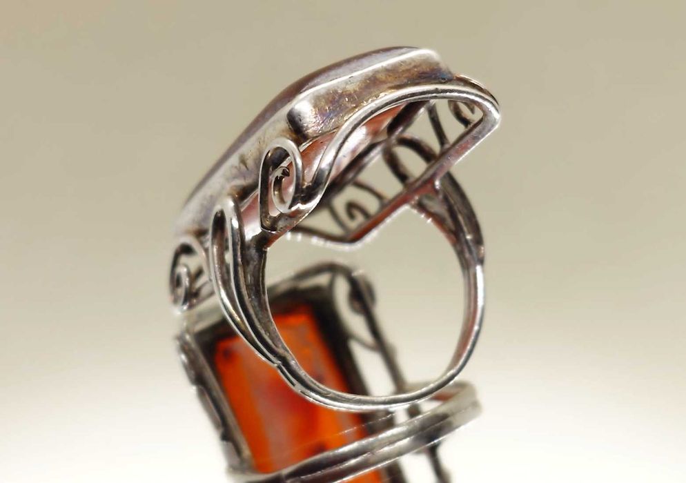 Inel de Atelier – Argint & Chihlimbar Natural