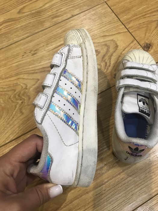 Кроссовки Adidas дешево