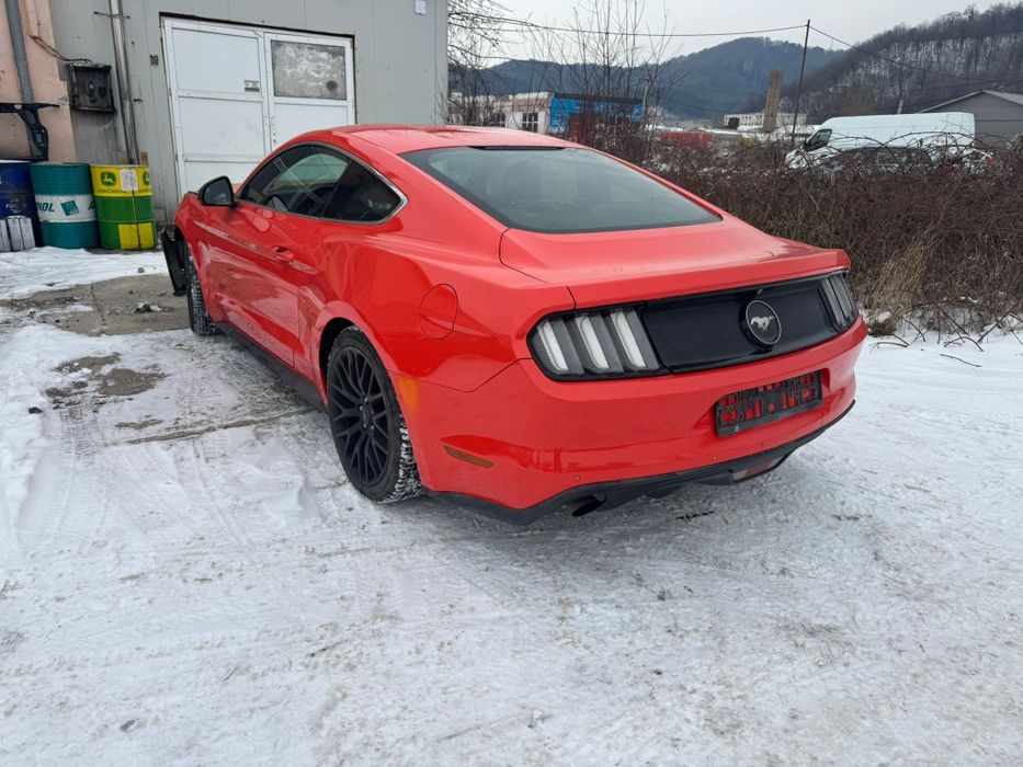 Ford Mustang echipare full avariat fata
