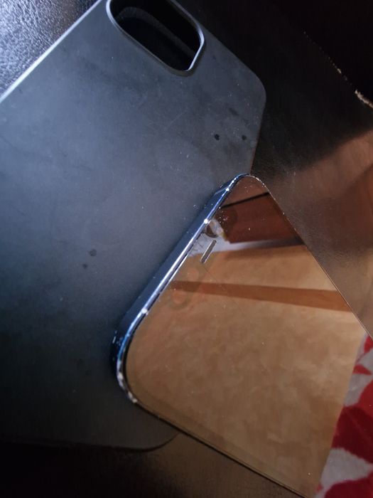 Vănd iphone 12 negru