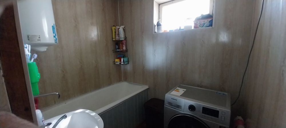 4x kv sotiladi Chirchiq sh. 82m²