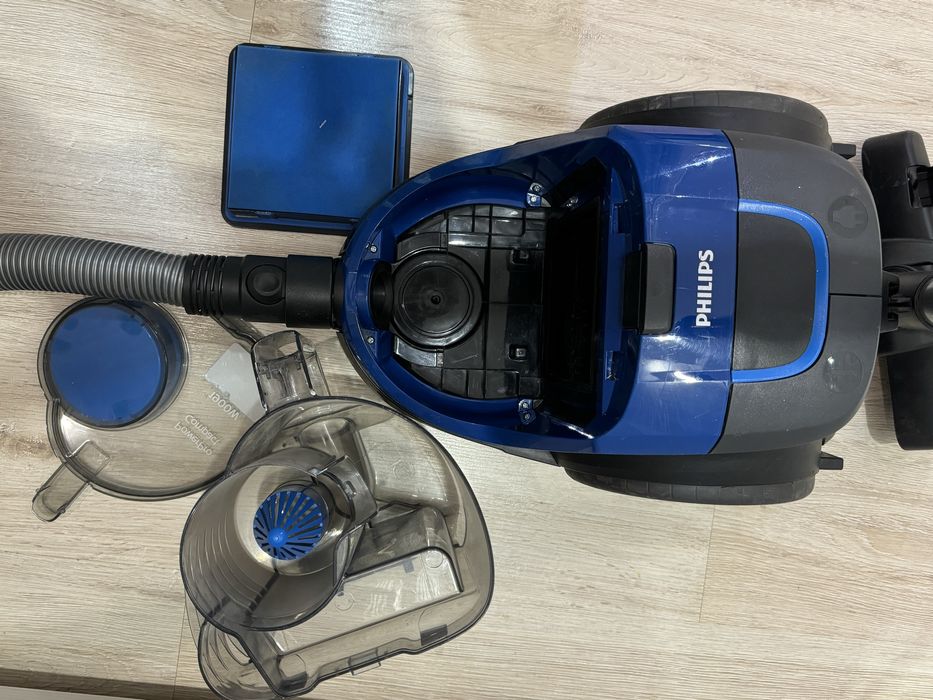 Продам пылесос Philips в идиальном состояние