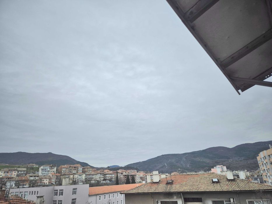 Дава се под наем Тристаен апартамент в Асеновград - 70 кв.м за 298.86 € - Снимка #7