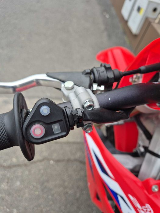 Honda CRF 250 R NOU 2023