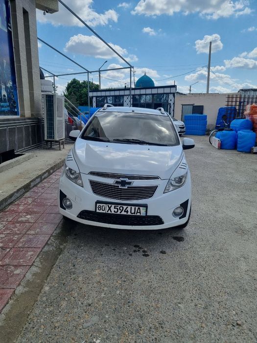 Spark  sotiladi 2011 yil