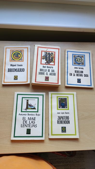 Книги на испански