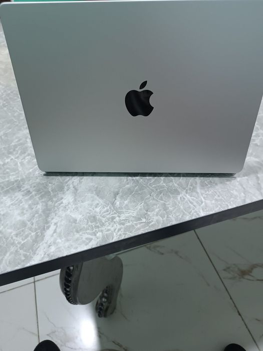 MacBook Pro M1 Pro 16/512