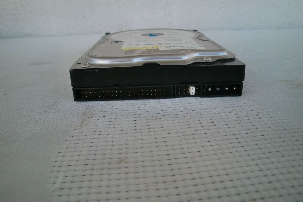 Хард диск WD800BB за настолен компютър-80 GB