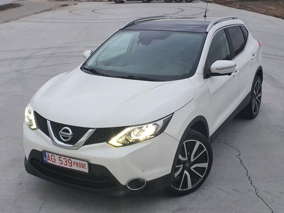 Nissan Qashqai Tekna 130cp Keyless Panoramic Camere 360 Credit Rate