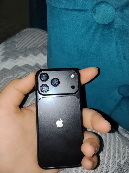 Iphone 17 mini ifyfyfk