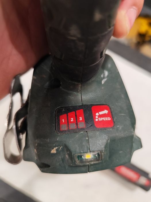 Акумулаторен импактдрайвър Метабо Metabo SSD 18 LT 200 BL + 2 Ah