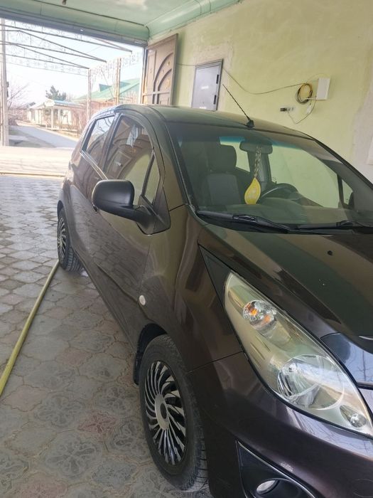 Chevrolet spark 2017