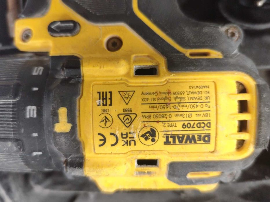 Акумулаторен ударен винтоверт DEWALT DCD709
