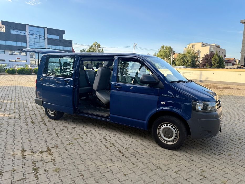 Volkswagen Transporter 8+1 model Lung 2012 motor 2.0