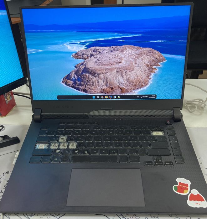 Asus ROG Strix G513IE