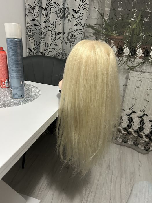 Cap manechin blond pentru coafat