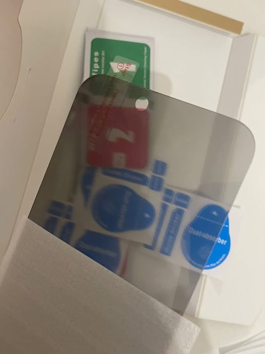 Протектори и кейс