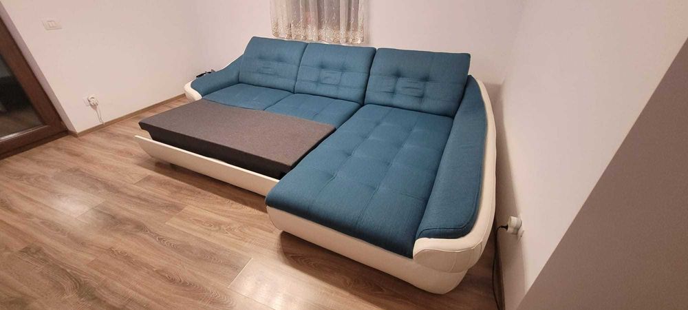 Coltar 3 locuri de vanzare