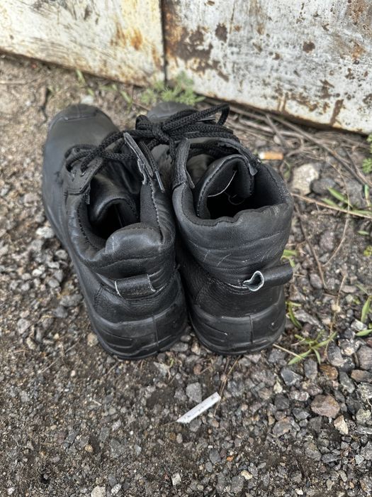 Продам спецобувь