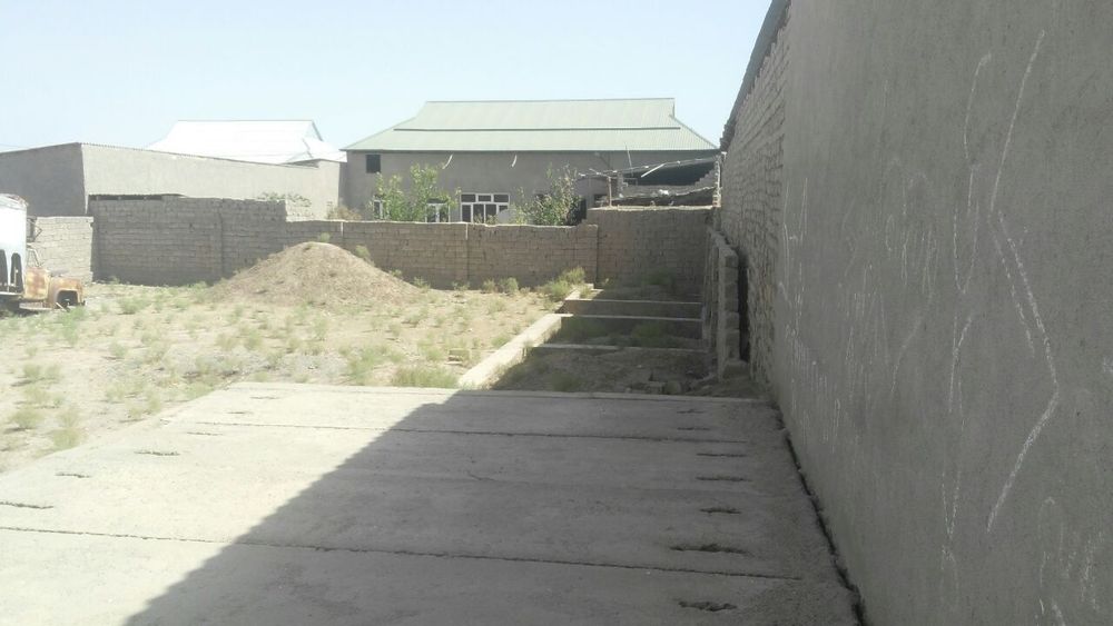 Срочно ер сотилади Отчопарда